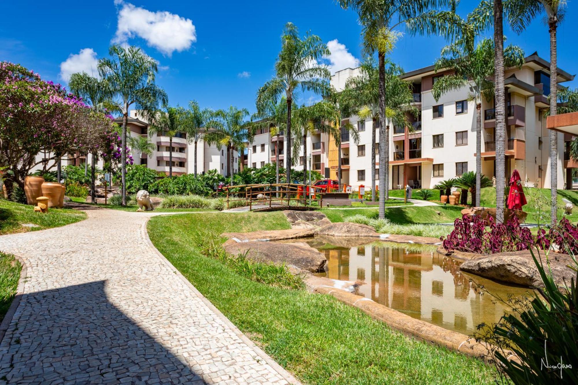 Life Resorts - J 215 - Beira Lago - Piscina - Clube - Refugio Do Casal - By Hospede Facil Бразилия Екстериор снимка